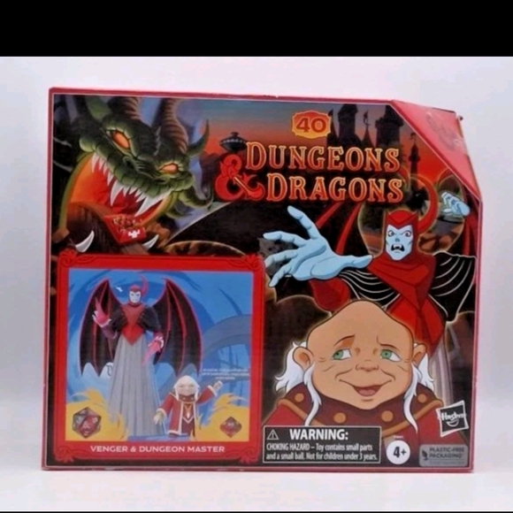 Hasbro Other - Hasbro Dungeons & Dragons Venger‎ and Dungeon Master Set